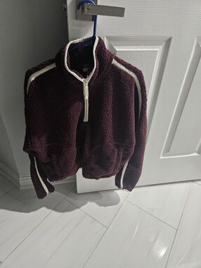 Old Navy Maroon Sherpa Half-Zip Sweatshirt with White Trim